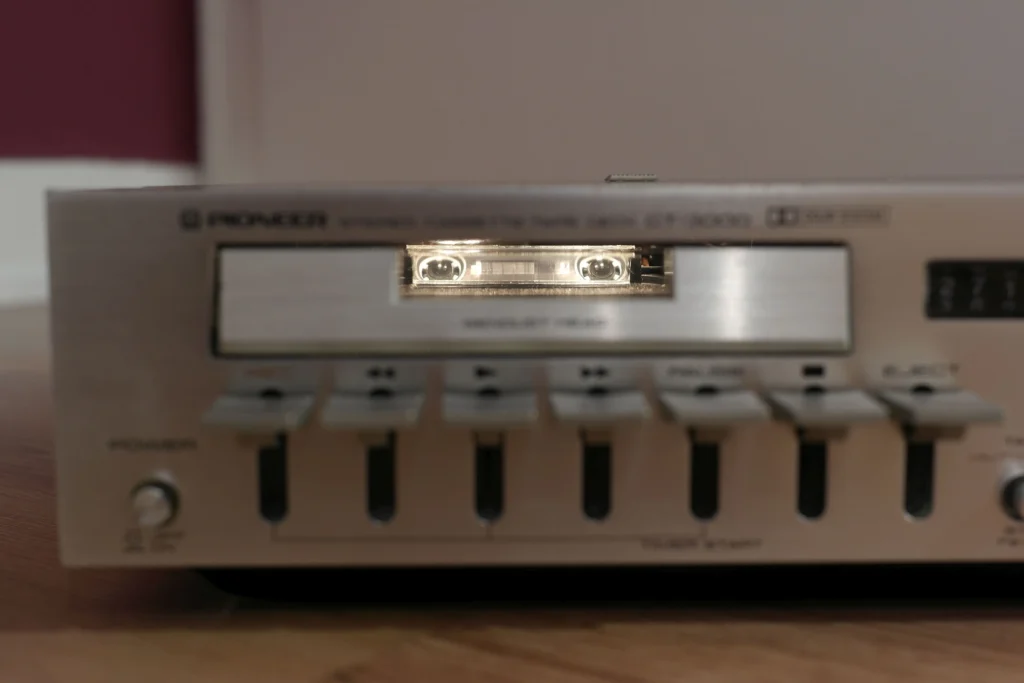 Pioneer CT 3000: Bandkontrolle