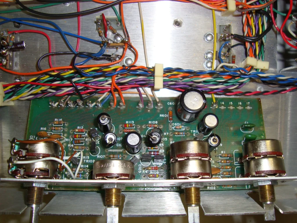 Tone Control Assembly alte Kondensatoren